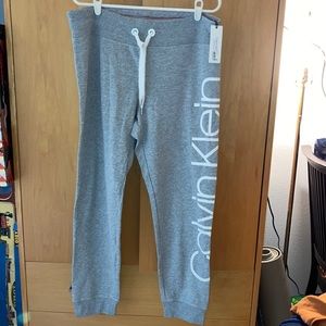NWT Clavin Klein Sweats